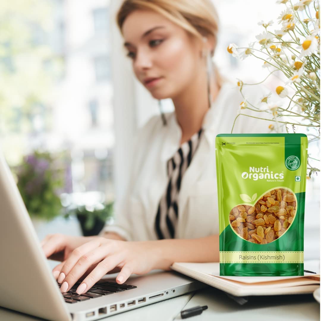 Nutri Organics Dry Fruits Premium Seedless Kismish Green Raisins 200 gm Dry Grapes Kishmish - Ziplock Pouch